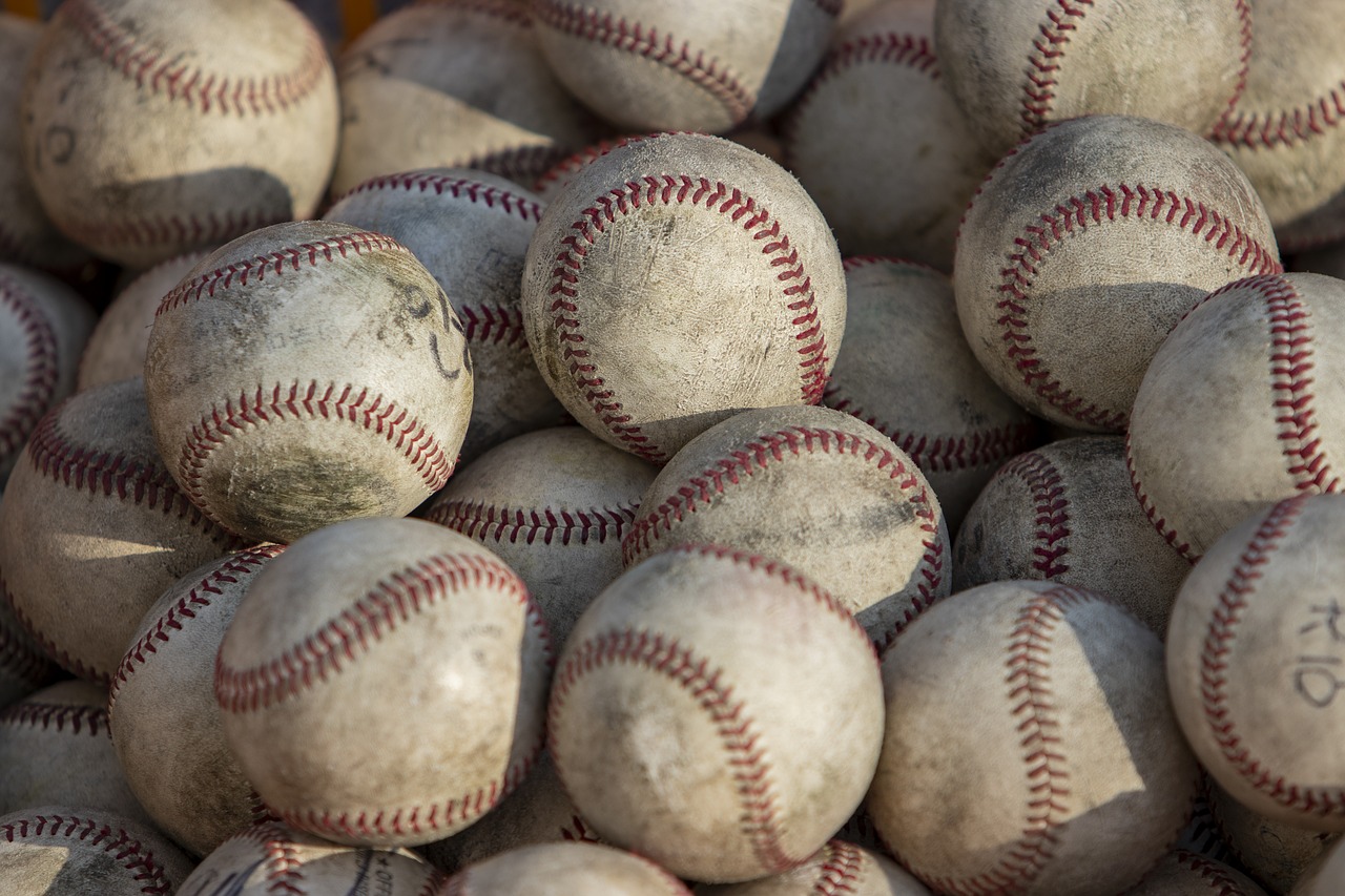 難しい野球のルール 野球経験者も意外とわかってない スリーバント失敗からの三振 のルールを解説しよう 花とーちゃんブログ